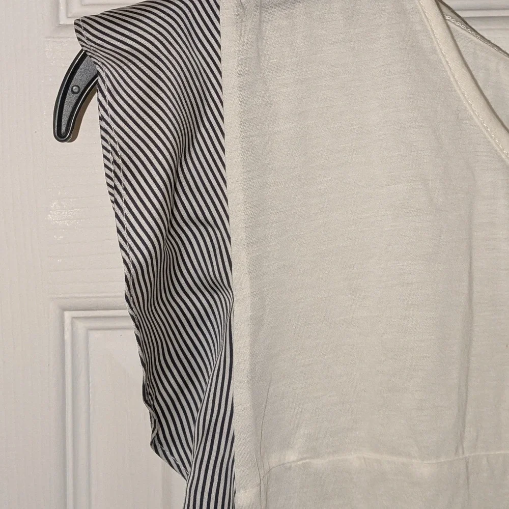 J.‎ Crew Womens Medium Cream Sleeveless Mixed Media Striped Ruffle Knit Top NWT